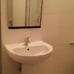 Pinewood Apartment *