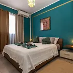 Pinewood Apartment *