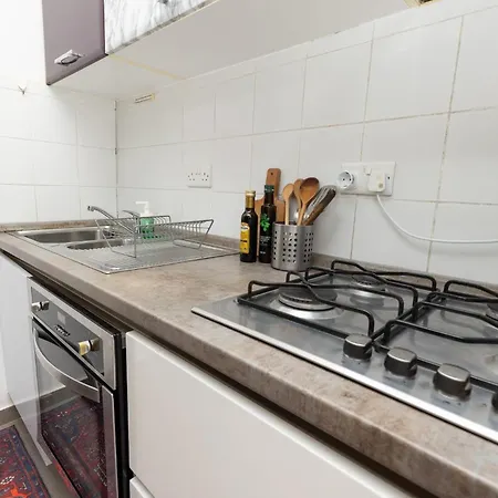 Apartment Pinewood