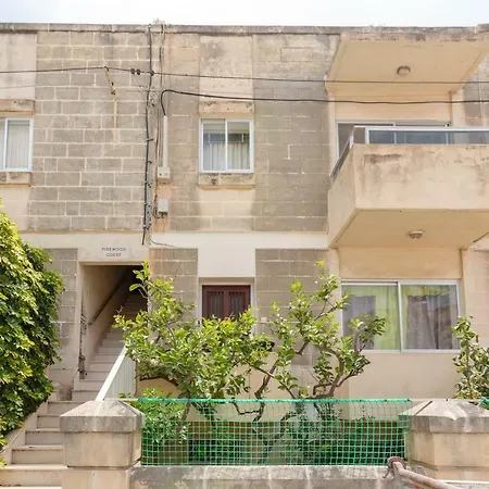 Lägenhet Pinewood St. Julian's