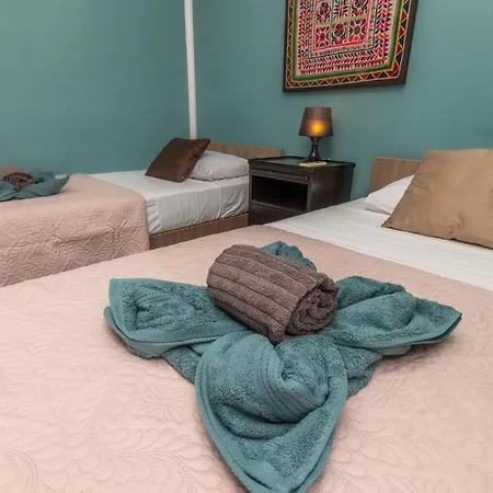 Pinewood Apartment *